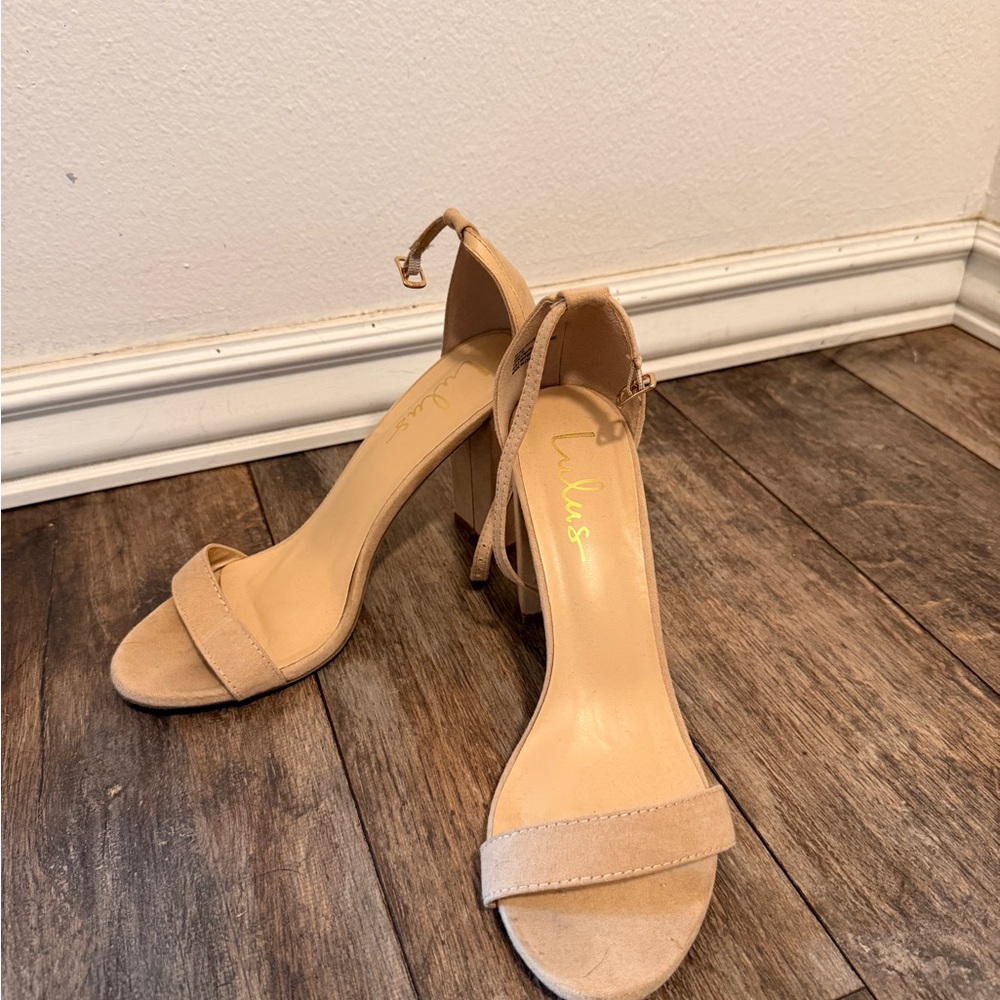 Vince Camuto Tan Women's Heels